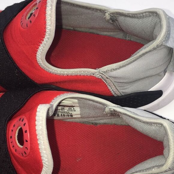 Nike Huarache Slip On Sneakers Youth size 6.5 - Picture 13 of 15